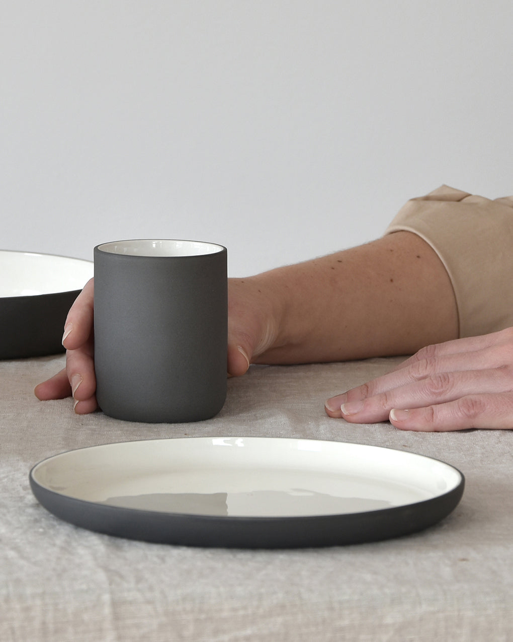 Coffee mug Fundament | dark grey