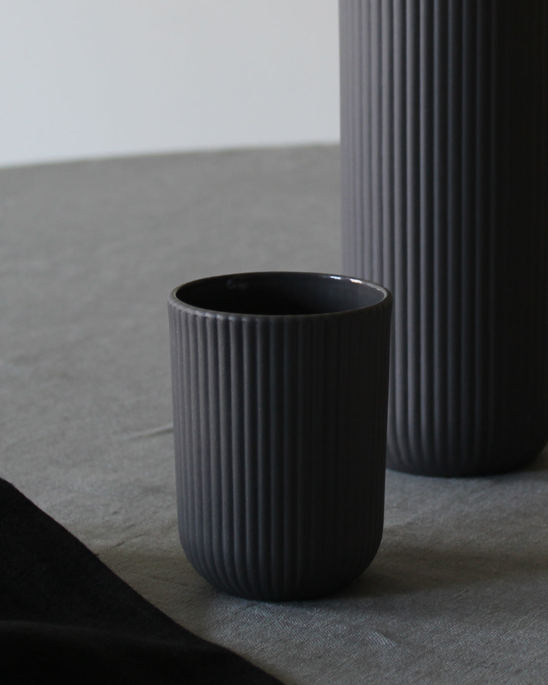 Coffee mug Column | dark grey