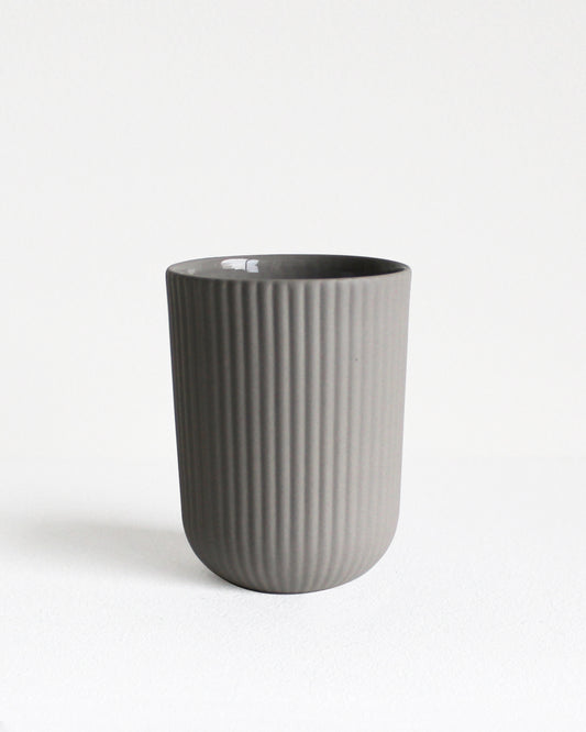 Light grey Column coffee mug with glazed interior and textured exterior